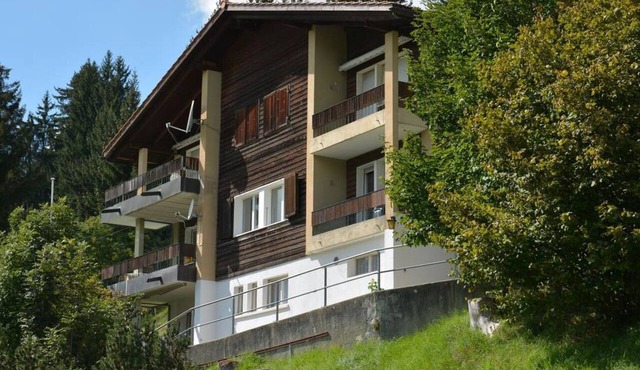 Media Appartement/Fewo, Dusche oder Bad, WC 6-Bettwohnung by Interhome