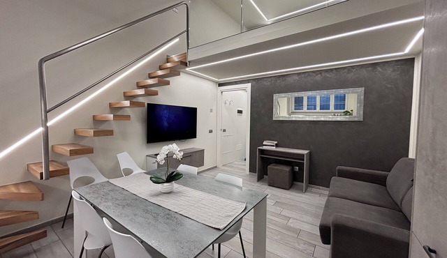 Modern loft for 4 people, 5 minutes from downtown Milan, wi-fi and A/C