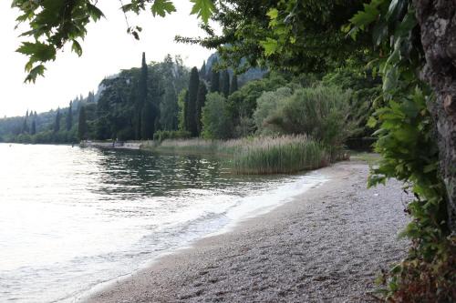 Monika Holiday 512 Lo Scrigno del Lago