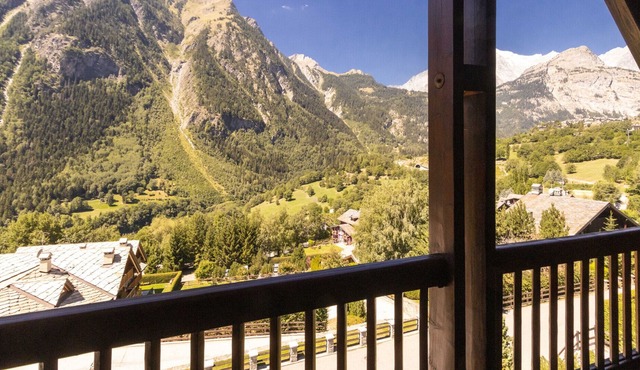 MOUNTAIN HOLIDAYS Roomy & Comfy Panoramic Apt x5 in Pré-Saint-Didier