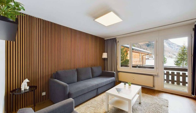 Mountain-View Apartment Steps from Zermatt