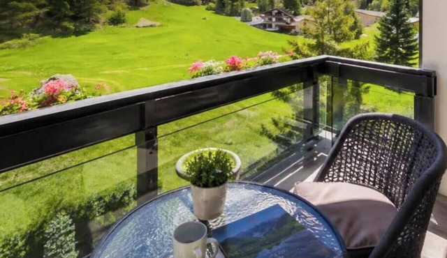 Mountain View Suite + Self Check-in near SaasFee