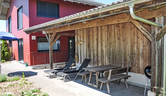 Neuheim by Interhome