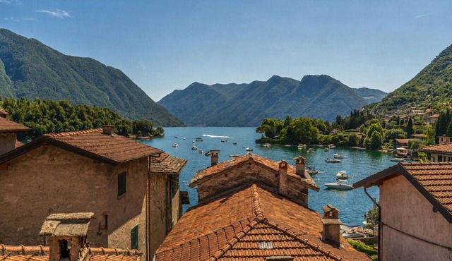 Next Comacina, Garage by Geco Vacation Rentals in Ossuccio