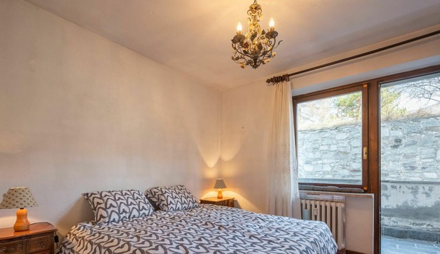 Nice apartment for 4 guests with TV, terrace, pets allowed and parking