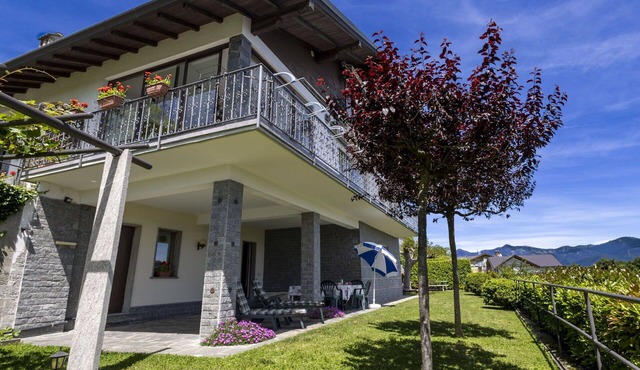 Nice apartment for 4 people with WIFI, TV, patio and pets allowed