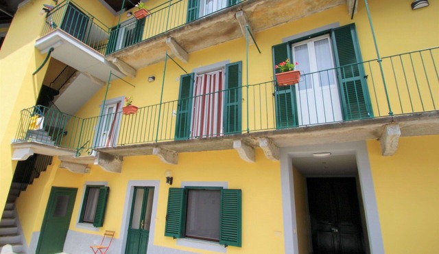 Nice apartment for 4 people with WIFI, TV and patio
