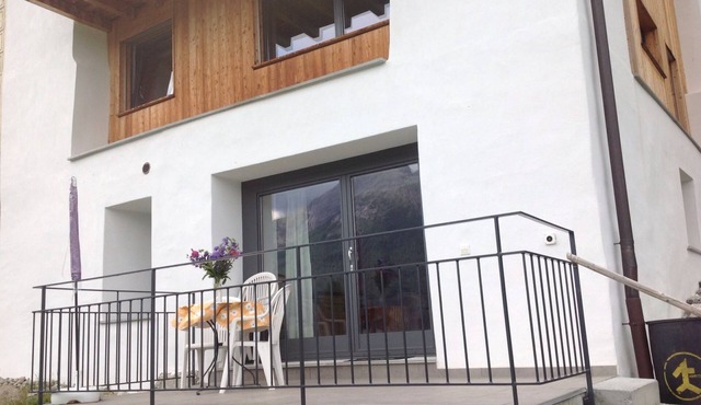Parvih 46A, (Tschlin) by Interhome