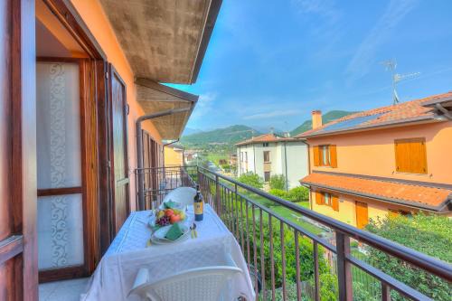 Peter's Cozy Studio-Balcony+Free Parking - Happy Rentals