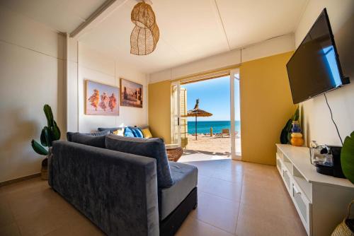 Private Beach Bungalow, Peaceful Stay in Dakhla in Dakhla