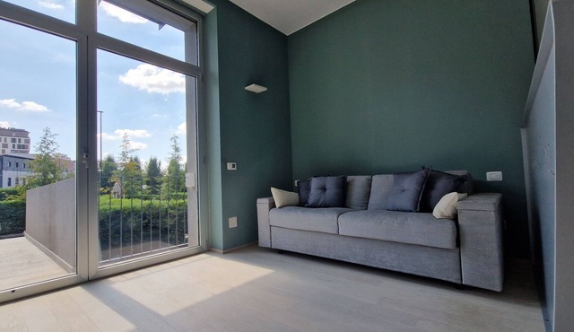 Quick Flat Lucini - private garden and parking in Milano