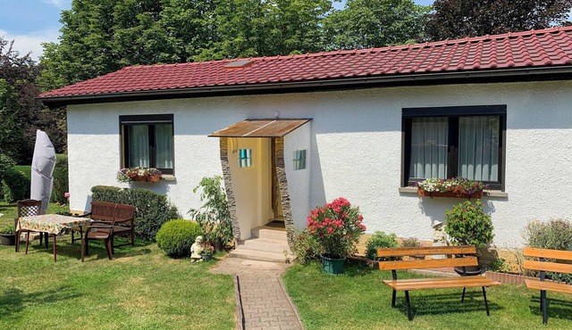 Quiet vacation home in the Thuringian Forest · Garden · Wi-Fi · Parking · on the Rennsteig in Friedrichroda