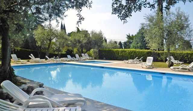 Residence Pratone, Garda