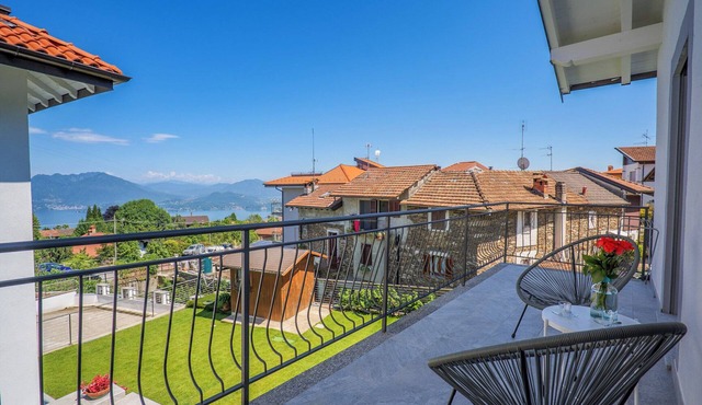 Residenza Luna No. B 9 by Lago Reisen