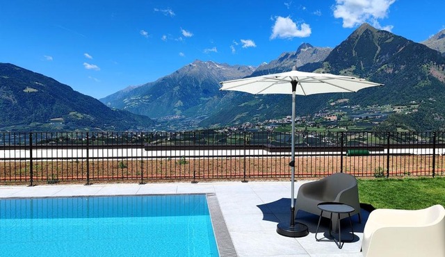Schenna Garni Eden Bed & Breakfast