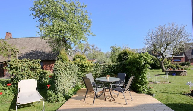 Schmucke Stuuv vacation apartment in Rantrum for up to 4 people in Rantrum