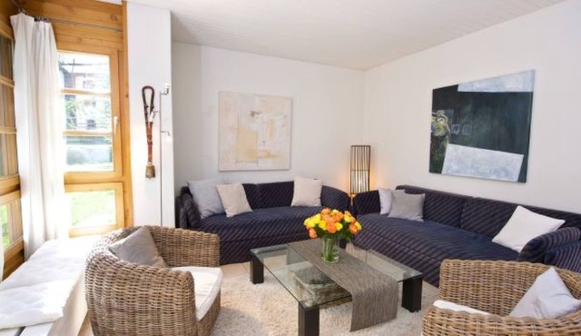 Schweizerhof 402 für zwei bis vier Personen Lenzerheide by Interhome
