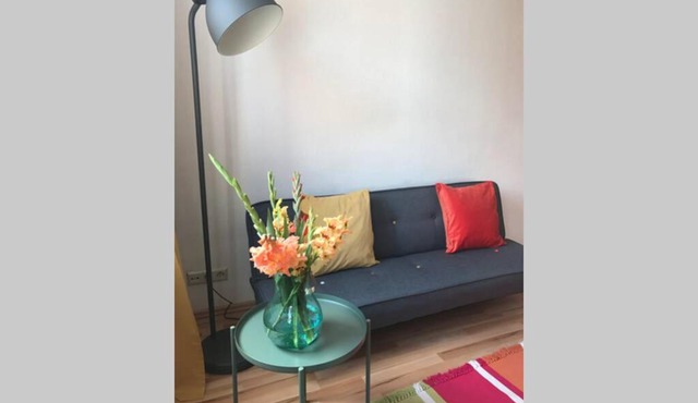 Sonnige 2-Zimmerwohnung mit Veranda in Stuttgart