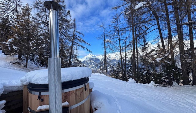 Spacieux Chalet Neuf Décoré Avec Soins