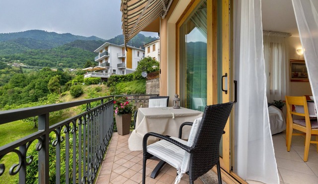 Studio Apartment 'G and B Apartments Elena' with Mountain View, Shared Pool and Wi-Fi