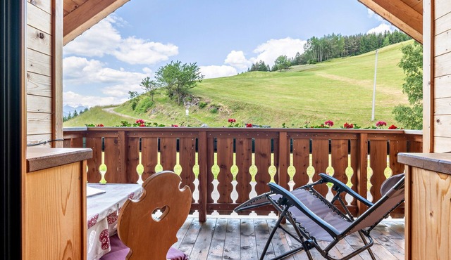 Studio Apartment 'Solerhof Apt Romantik' with Mountain View, Garden & Wi-Fi in Laion