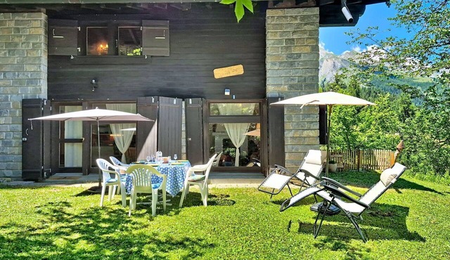 Stunning villa for 5 people with patio and pets allowed