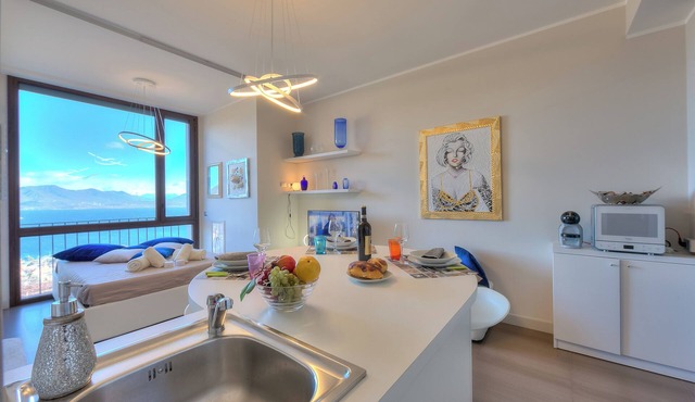 Suite on The Lake