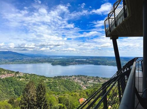 TerrazzaDolcevista - Appartamento panoramico sui Tre Laghi