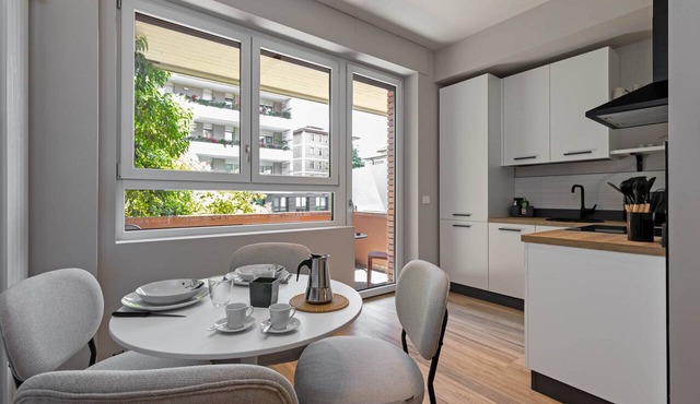 The Basic Studio Apartment with Balcony in Bergamo in Bergamo