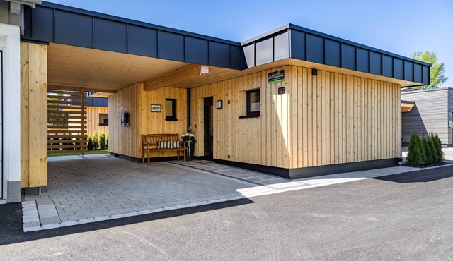 Tiny Home “Auerberg Sweet” with Private Terrace and Wi-Fi in Stötten am Auerberg