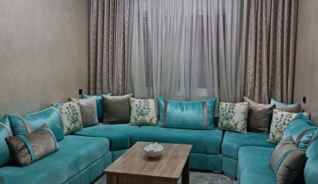 Tranquil 2 bedrooms with salon apartment neargrand stadium Ibn batouta Tanger in Tanger