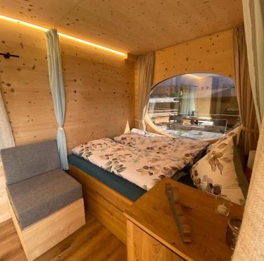 Unique Tiny Eco Lodges with gorgeous views to Jungfrau Massiv