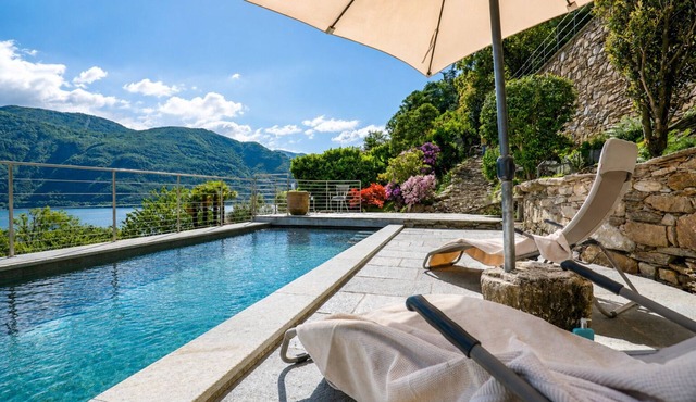 Villa Amore by Lago Reisen