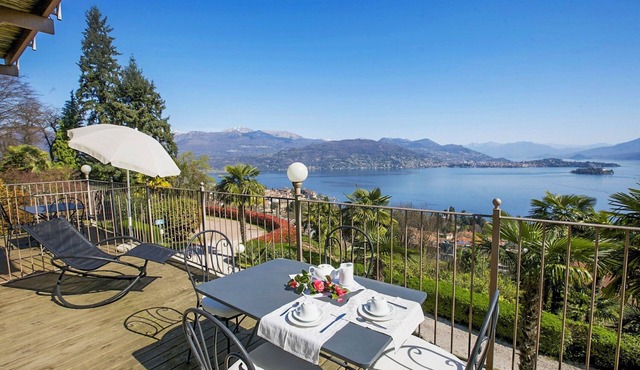 Villa Anna, Borromean Islands, No. 07 by Lago Reisen
