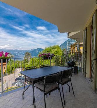 We Lake Como: lake view apartment, feeling home in charming Argegno