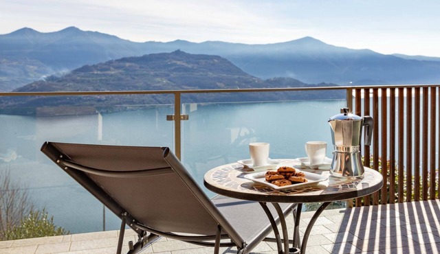 Wohnung 'Corinth' mit Gemeinschaftspool by Interhome