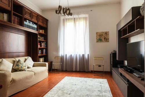 Youhosty - Ferrario 8 in Milan