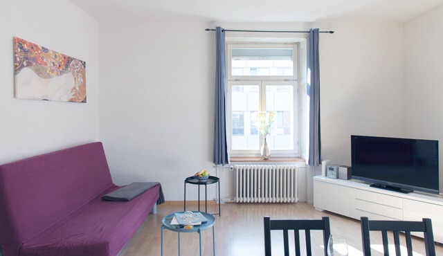 ZH Seefeld - Hitrental Apartment