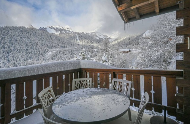98 m² Apartment ∙ 3 bedrooms ∙ 6 guests