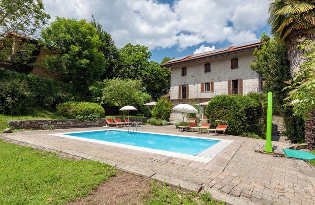 Casa Frey Apt At Orta Garden Swimming 