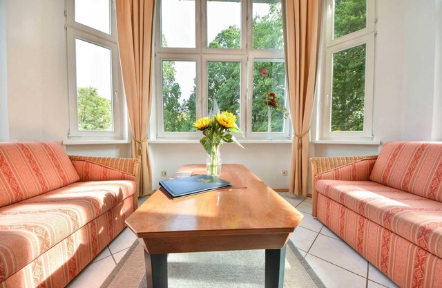 Villa Hohe Düne 06 - ideal for four to six people in Heringsdorf (Seebad)