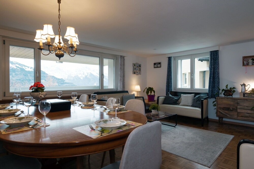 Amden Apartment | Beautiful apartment for 8 guests with WIFI, A/C, TV, balcony, pets allowed and parking