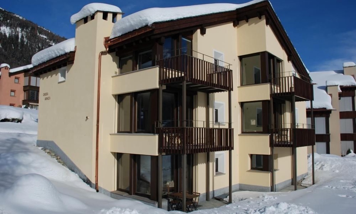 La Punt-Chamues-ch Apartment | Sunny Arnica 4