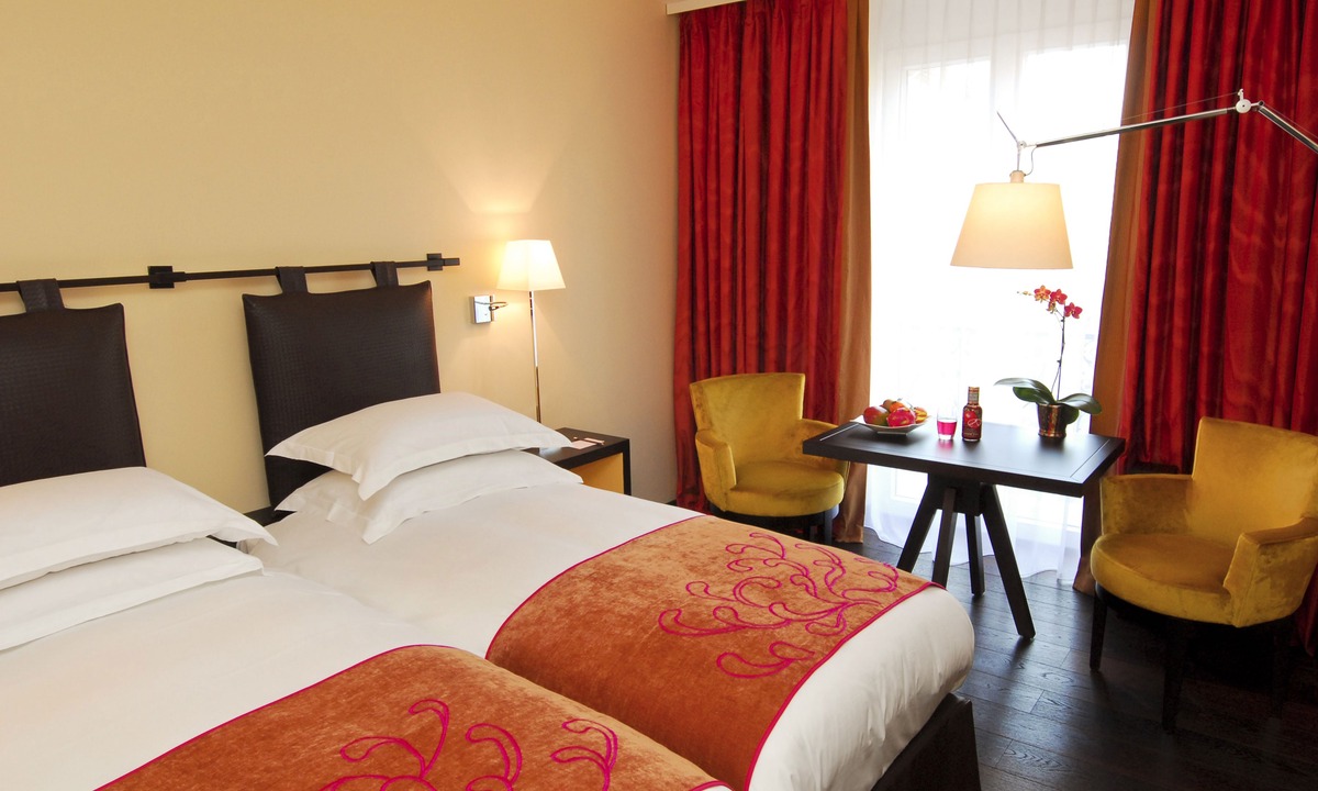 Paquis Navigation Hotel | Eastwest Hotel by Malone