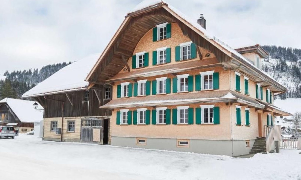 Heiligkreuz House | Altes Pächterhaus by Interhome