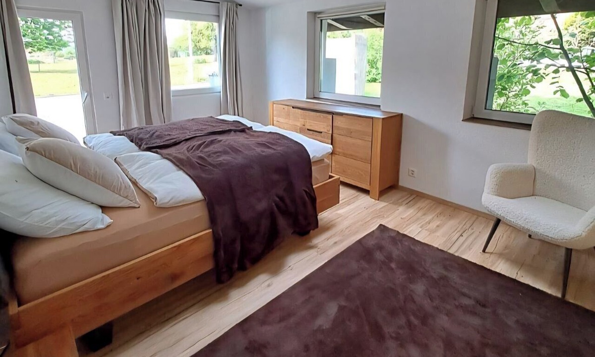 Villarepos Apartment | Apartment with big garden, two firepits and 5 minutes from the lake