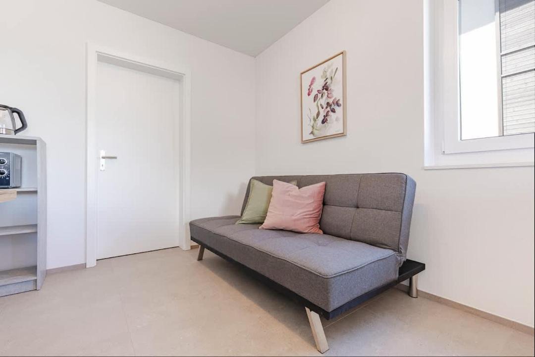 Spiez Apartment | Bluemlisalp Studio - Aare Jungfrau AG