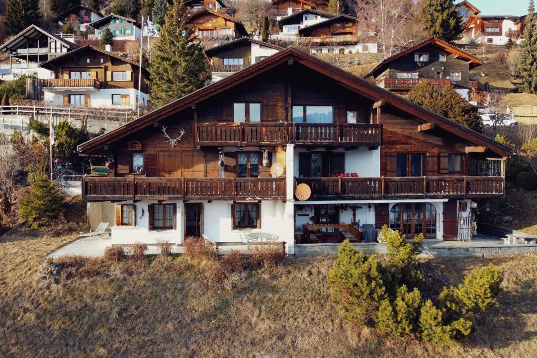 Ladir Apartment | Gemütliche Ferienwohnung in Ladir bei Flims Laax