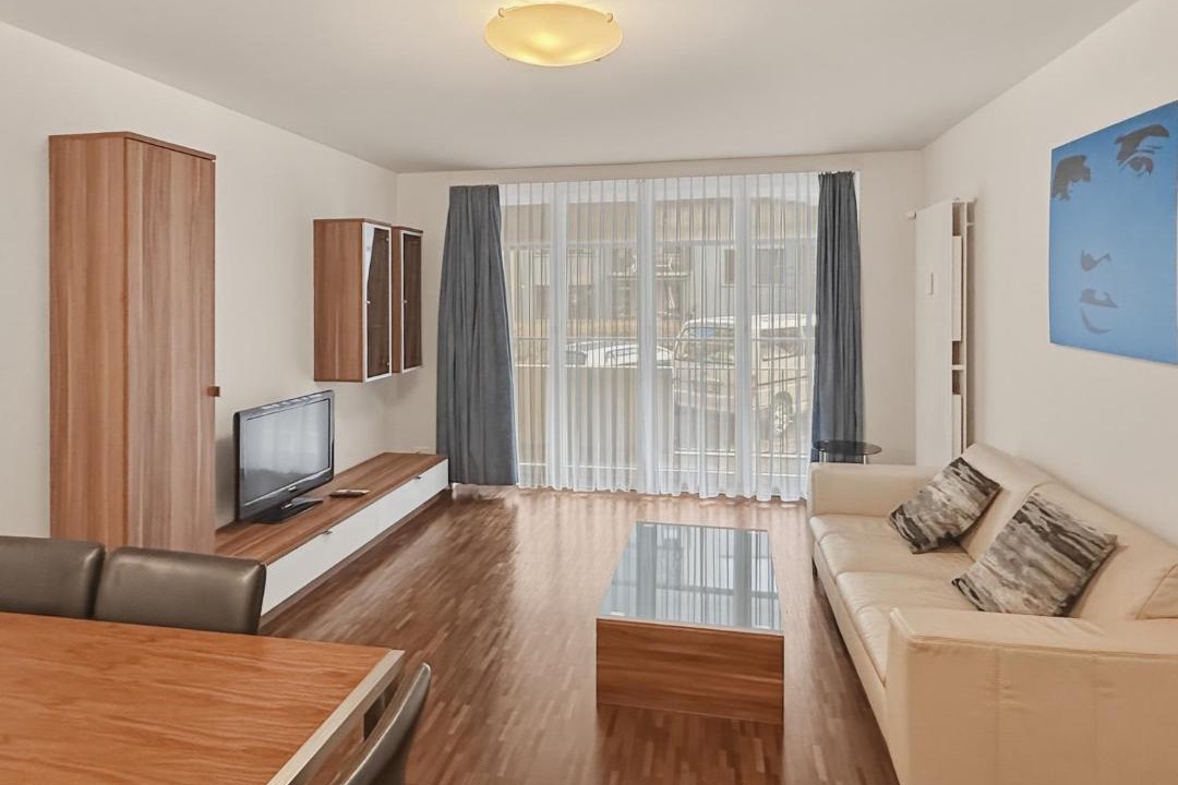 Seefeld Apartment | 1BR with balcony near lake - Flower 1