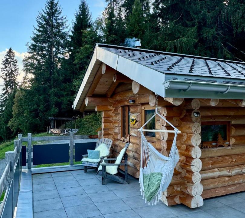 La Comballaz Cabin | The Forest House